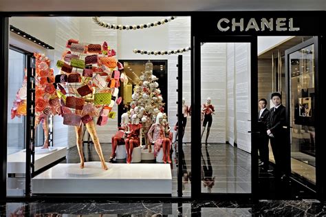 chanel nuova apertura milano|Chanel inaugura il suo secondo flagship store a Milano. .